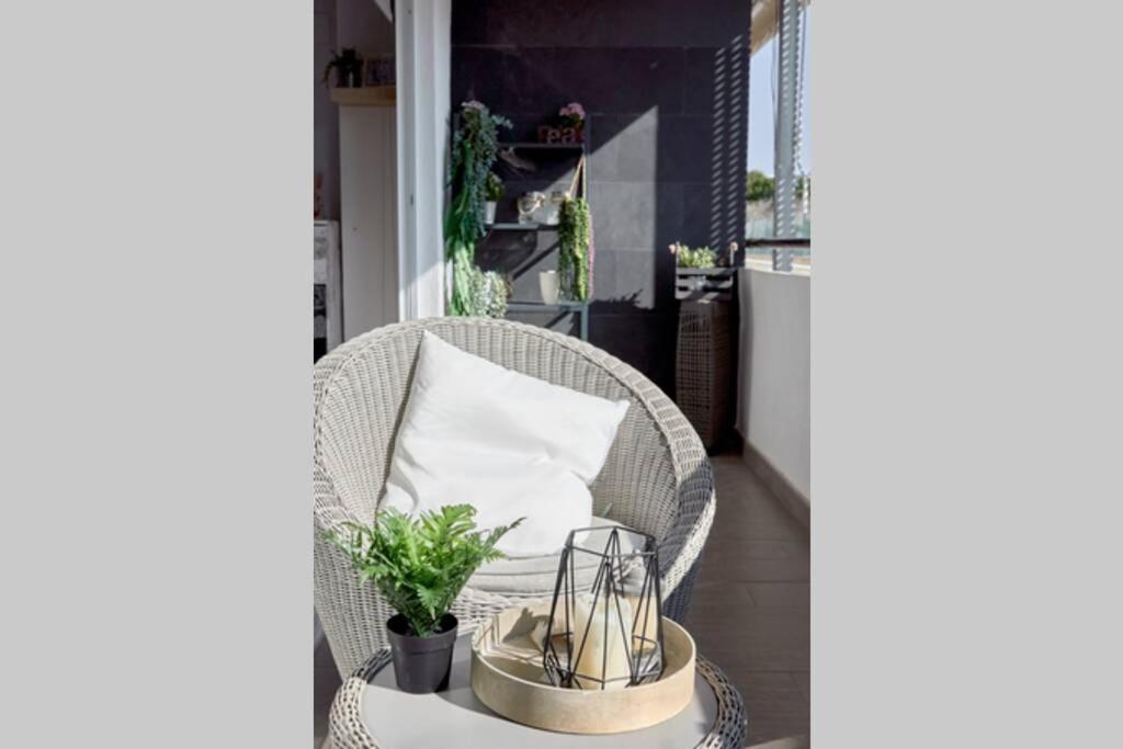 Apartamento Playa San Juan Alicante Bagian luar foto